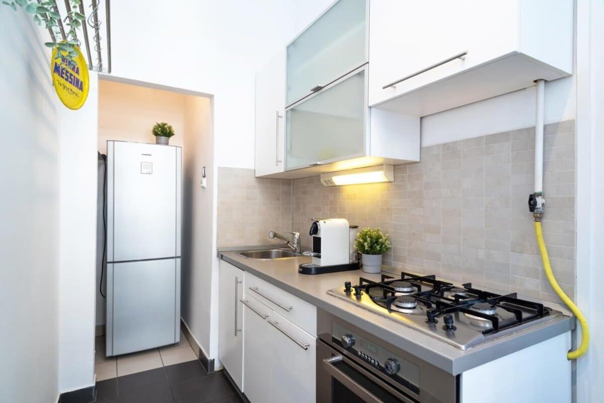 Lovely Downtown Apartment Close To The Basilica Budapeste Exterior foto