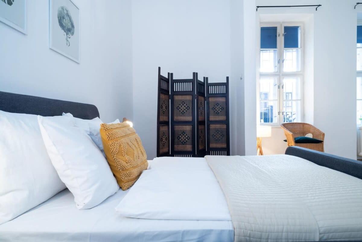 Lovely Downtown Apartment Close To The Basilica Budapeste Exterior foto